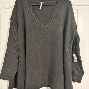 Free People Cozy V-Neck Ribbed Hem Sweater - Charcoal NWT